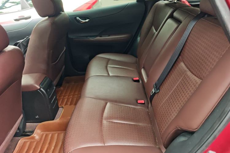 Used Nissan Tiida 2013 1.6L CVT Cool Cafe Edition