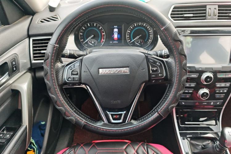 Used Haval H2 2016 Red-Label 1.5T Manual Two-Wheel Drive Luxury Model