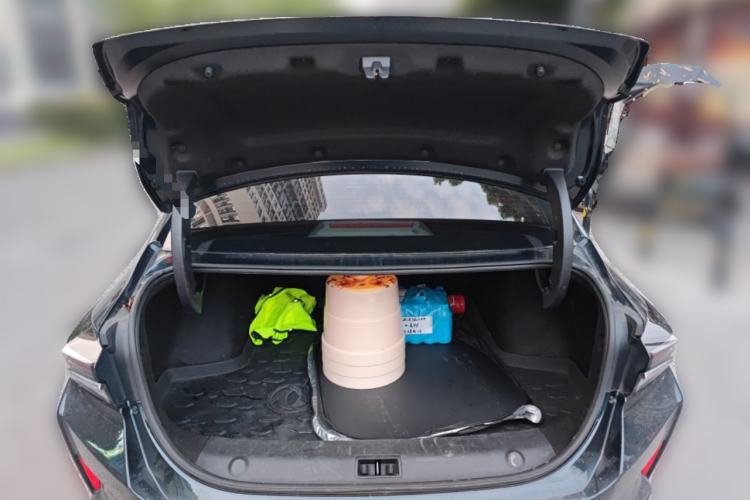 Used Dongfeng Aeolus Yixuan MAX 2021 1.5T Super Cool Dad Edition Trunk