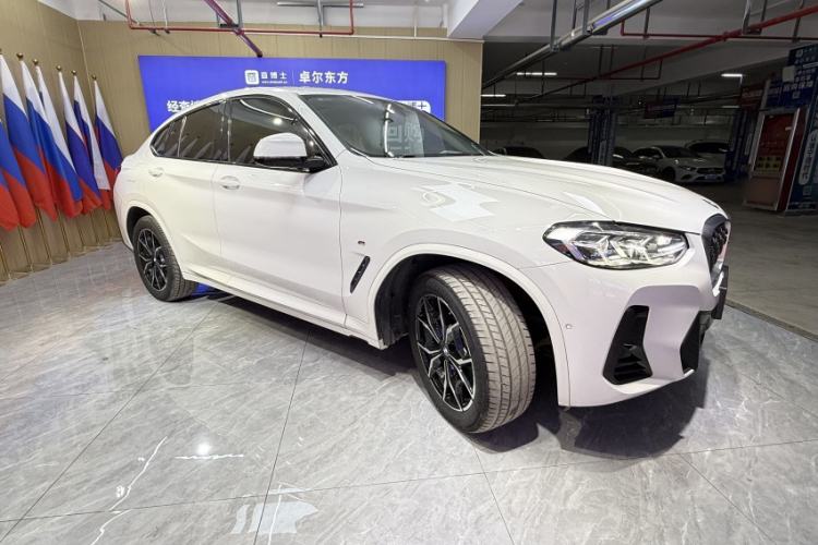 Used BMW X4 2022 xDrive 25i M Sport Package Exterior 2