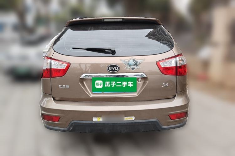 Used BYD S6 2014 2.0L Manual Luxury 5-Seater