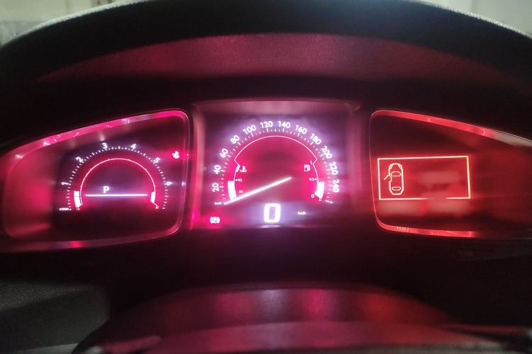 Used DS 6 2014 1.6T Luxury Edition THP200