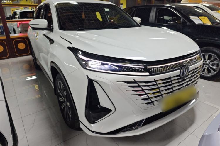 Used CHANGAN CS75 PLUS 2023 3rd Generation 1.5T Automatic Pilot Model
