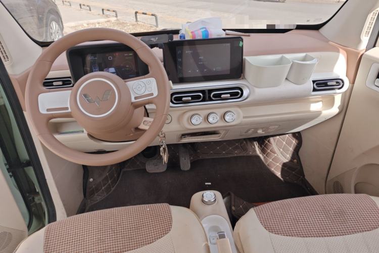 Used Wuling Hongguang MINIEV 2024 3rd Generation 215km Advanced Version