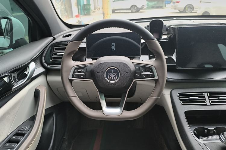 Used BYD Qin PLUS 2024 HONOR Edition DM-i 55KM Beyond Model