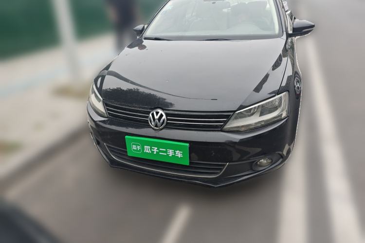 Used Volkswagen Sagitar 2014 Revised Version 1.6L Manual Comfort Edition Front