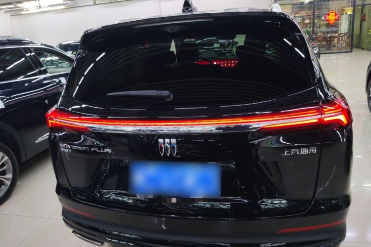 Used Buick Envision 2025 Encore Plus 28T Two-Wheel-Drive Platinum Edition