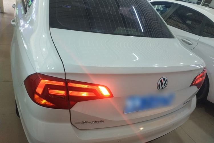 Used Volkswagen Bora 2016 1.6L Automatic Fashion Model