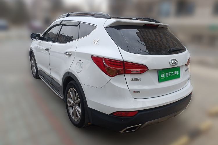 Used Hyundai Santa Fe 2013 Revised Version 2.0T Automatic All-Wheel Drive Top-Tier Trim
