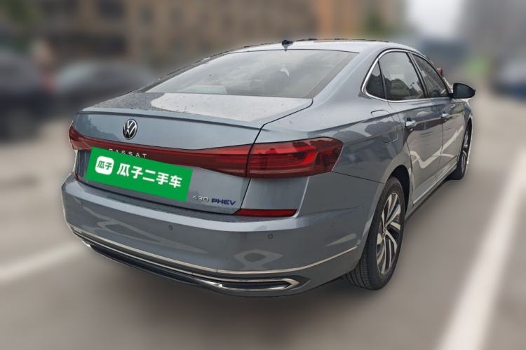 Used Volkswagen Passat New Energy 2022 430 PHEV Hybrid Luxury Edition Rear Right 45 Deg