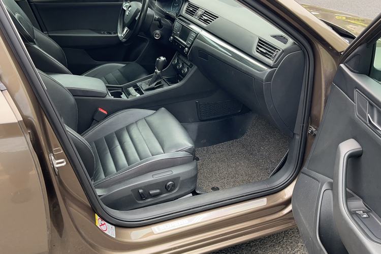 Used Skoda Superb 2016 TSI330 DSG Smart Drive Edition