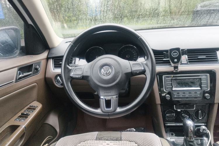 Used Volkswagen Bora 2015 Value Edition 1.6L Automatic Comfort Version