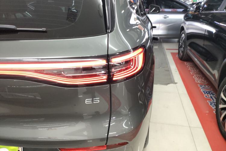 Used Geely Galaxy E5 2026 Model 610km Long-Distance Edition
