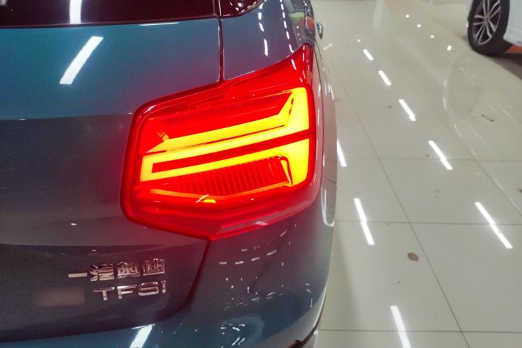 Used Audi Q2L 2021 35 TFSI Progressive Dynamic Edition
