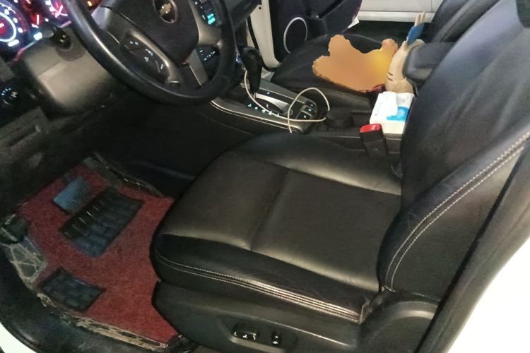 Used Chevrolet Captiva 2014 2.4L 4x4 Flagship Edition 7 Seats Left Front Seat