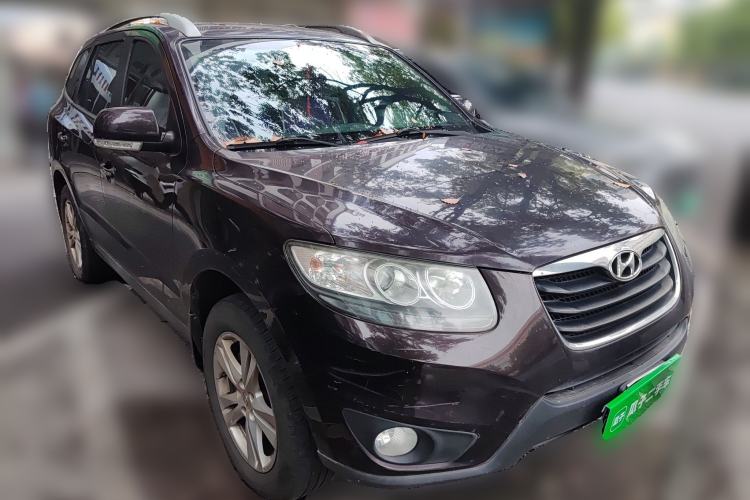 Used Hyundai Santa Fe Classic 2010 2.4 Ultimate Edition 7-Seater Four-Wheel Drive