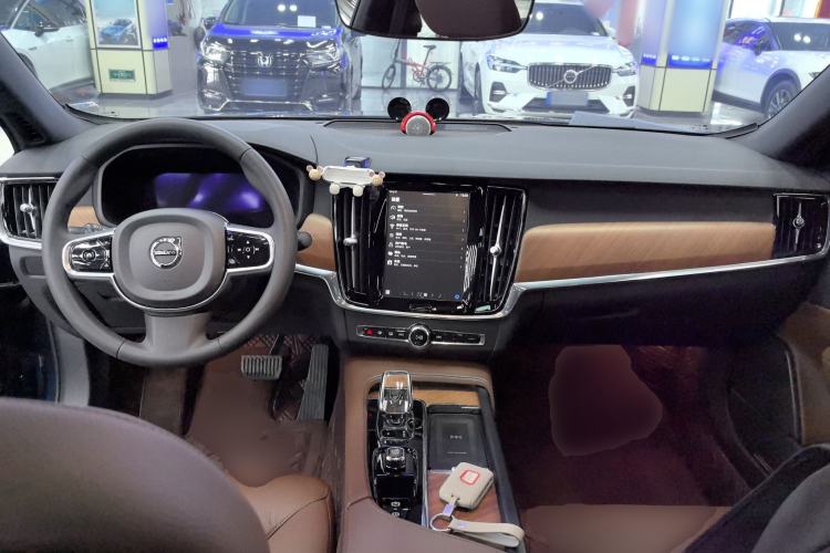 Used Volvo S90 2024 B5 Zhiyi Luxury Edition