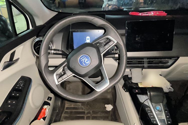 Used BYD Yuan Pro 2023 320KM Luxury Version