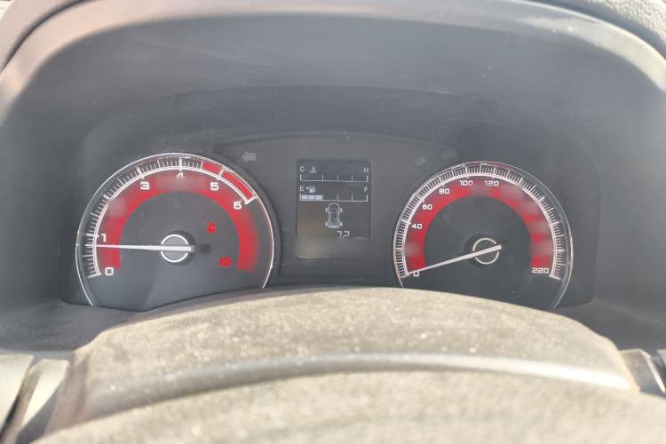 Used Isuzu D-MAX 2019 2.5T Four-Wheel Drive Manual Luxury Extended Version JE4D25Q5A
