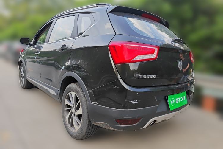 Used Baojun 560 2015 1.8L manual luxury version
