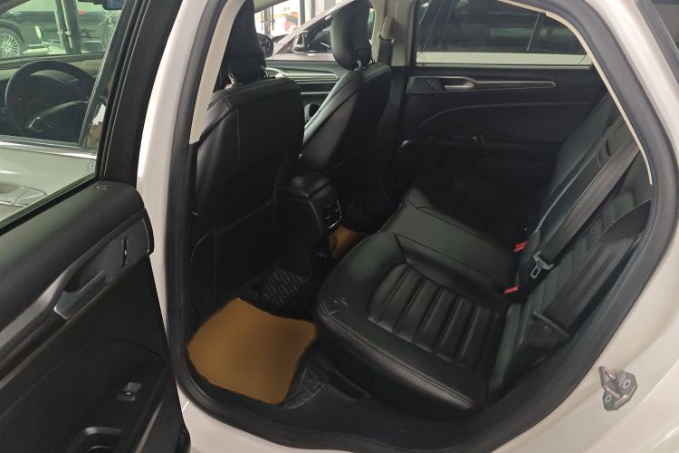 Used Ford Mondeo 2017 Facelifted EcoBoost 180 Fashion Edition Interior 4