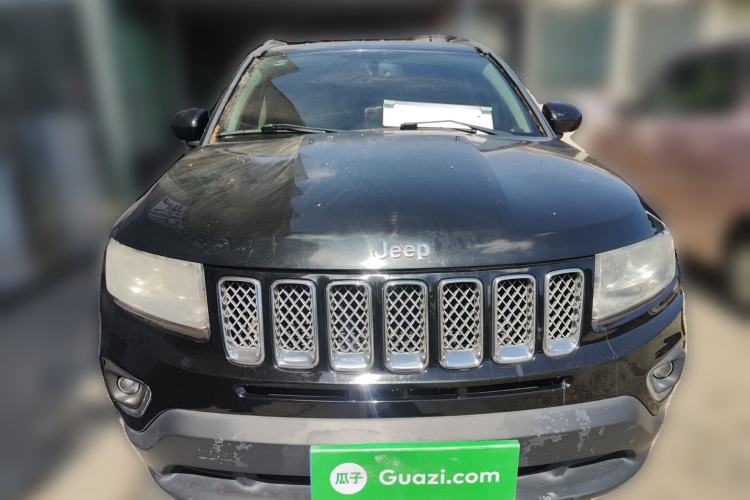 Used Jeep Compass 2013 2.4L four-wheel drive luxury version
