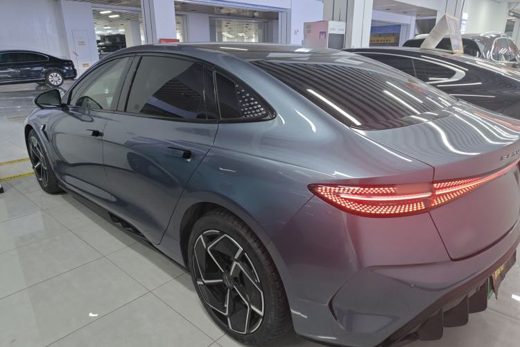 Used BYD Seal 2022 700 km Long-Range Rear-Wheel-Drive Version