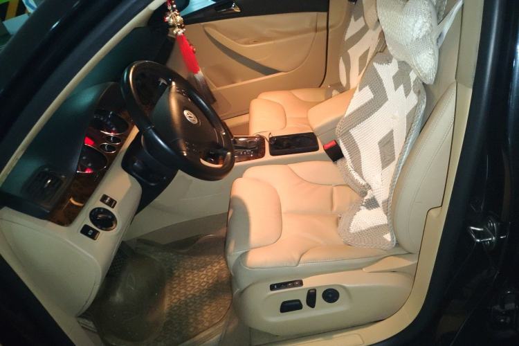 Used Volkswagen Magotan 2007 1.8 TSI Automatic Comfort Model Left Front Seat