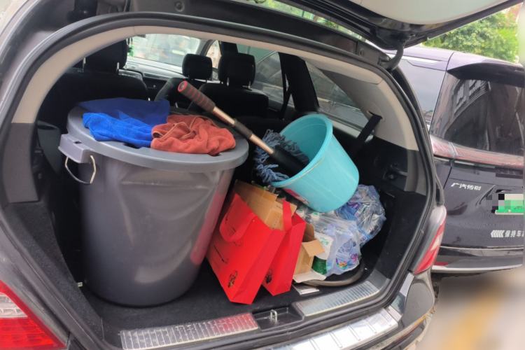 Used Mercedes-Benz R-Class 2015 R 400 4MATIC Business Model Trunk