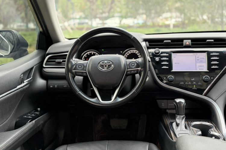 Used Toyota Camry 2018 2.0G Luxury Edition Steering Wheel