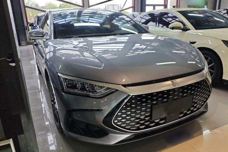 Used BYD Han 2022 DM-i 121KM Prestige Model
