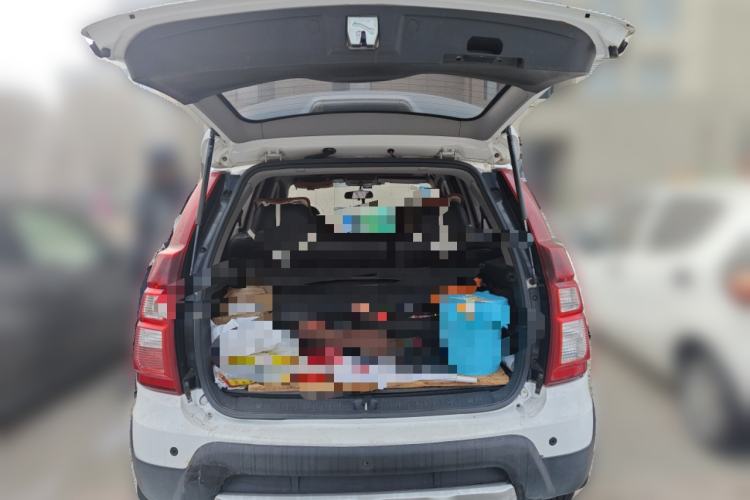 Used FORTHING Joyear X5 2013 1.6L Manual Luxury Model China IV Standard