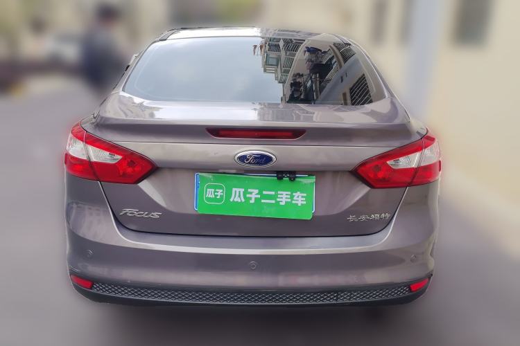 Used Ford Focus 2012 Sedan 1.6L Automatic Fashion Edition