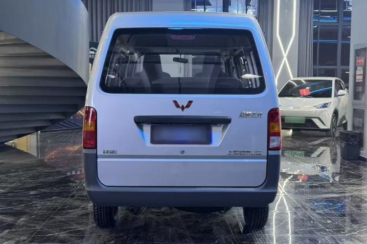 Used Wuling Zhiguang 2023 1.5L Practical Version 5/7 Seats