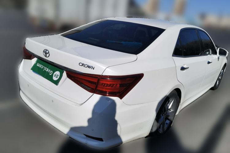 Used Toyota Crown 2015 2.0T Fashion Edition
