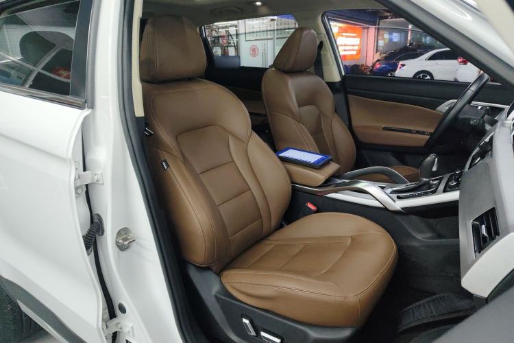 Used Geely Auto Emgrand X7 Sport 2016 1.8TD Automatic ZhiZun Version Right Front Seat