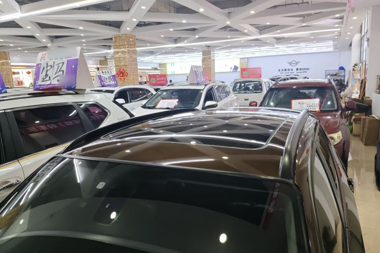 Used BMW X1 2015 sDrive18i Fashion Upgrade Edition Roof