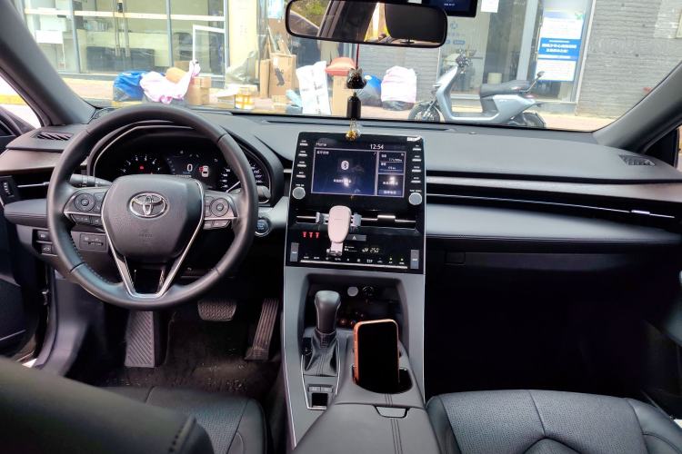 Used Toyota Avalon 2019 2.0L Luxury Edition China VI Standard
