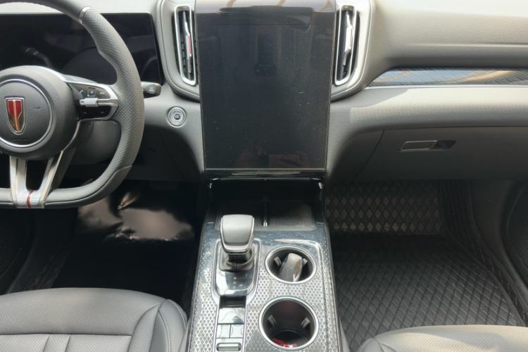 Used Hongqi HS3 2023 1.5T Two-Wheel Drive Shanwei Edition Interior 5