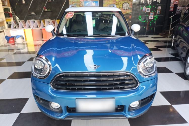 Used MINI Countryman 2018 1.5T COOPER ALL4 Classic Edition Front