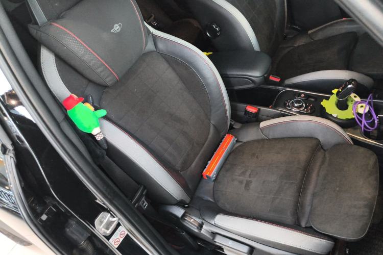 Used MINI JCM COUNTRYMAN 2022 2.0T JOHN COOPER WORKS ALL-IN Right Front Seat