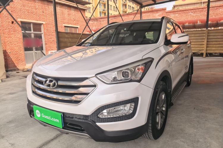 Used Hyundai Santa Fe 2015 2.4L Automatic Two-Wheel Drive Comfort Edition 5 Seats