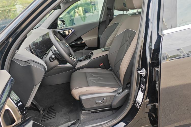 Used BMW X3 2025 xDrive30L Leading Model M Sport Package Left Front Seat