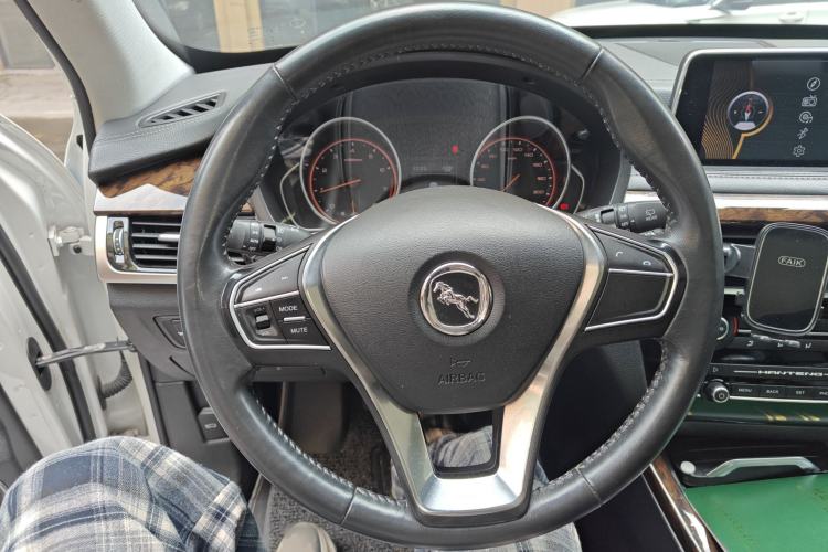 Used Hanteng X7 2016 1.5T Manual Luxury Edition Steering Wheel
