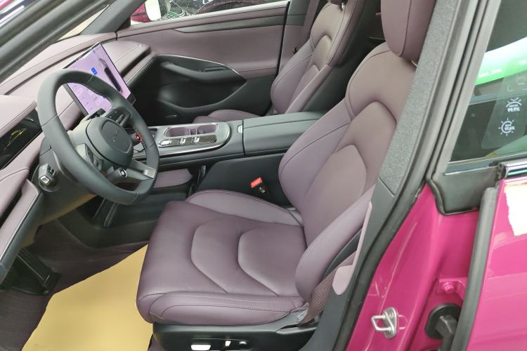 Used Xiaomi Auto SU7 2024 Rear-Drive Ultra-Long Range Advanced Pro-Level Intelligent Driving Version Left Front Seat