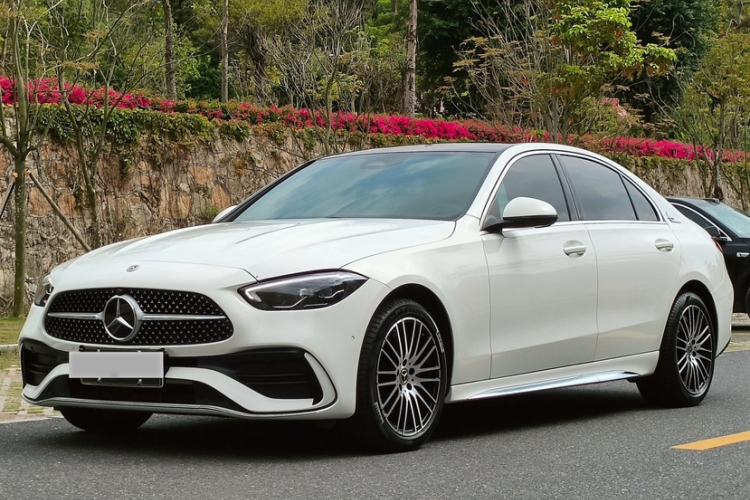 Used Mercedes-Benz C-Class 2025 C 260 L Sport Edition Front Left 45 Deg