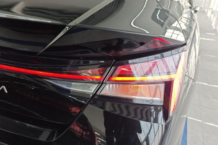 Used Hyundai Elantra 2023 1.5L CVT LUX Prestige Edition