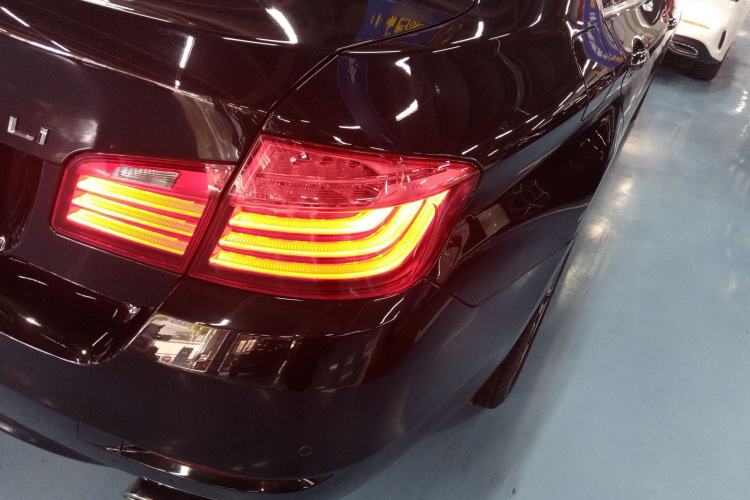 Used BMW 5 Series 2014 535Li Leading Model
