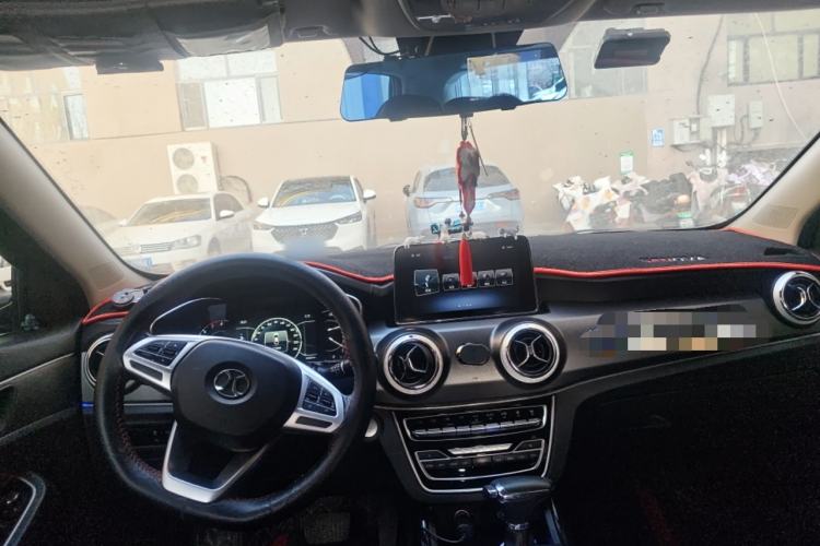 Used BAIC Beijing X5 2018 1.5T CVT New Smart Version China V Emission Standard
