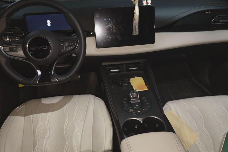 Used BYD Seal 06 New Energy 2024 DM-i 80KM Prestige Model Center Console